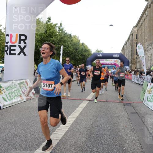 06.09.2026 - CURREX Alsterlauf Yannick Fuchs http://msf.ph/oto/10193348 06.09.2026 09:57:37 Ziel 2237, 2242, 2288, 2538, 2806, 2966, 3097, 3160, 3236, 3442, 3514, 3559, 3914, 4213, 4224, 4334, 4682, 4691, 5107, 5215, 5775, 6020, 6042, 6078, 6318, 6365, 8029, 8231 meine-sportfotos.de