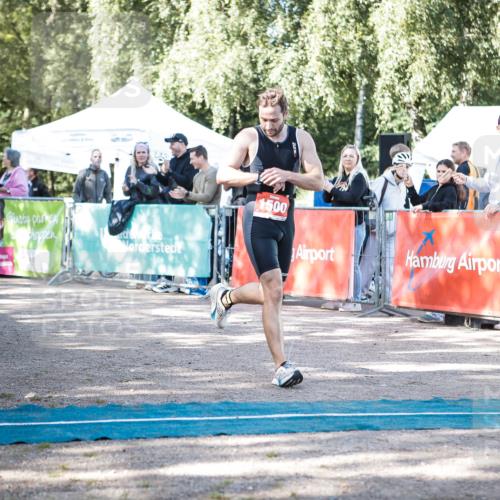 06.09.2026 - 20. Norderstedt Triathlon H.Heesch http://msf.ph/oto/10193381 06.09.2026 10:38:40 Ziel 1500 meine-sportfotos.de