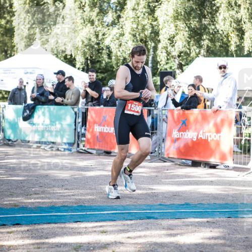 06.09.2026 - 20. Norderstedt Triathlon H.Heesch http://msf.ph/oto/10193386 06.09.2026 10:38:40 Ziel 1500 meine-sportfotos.de