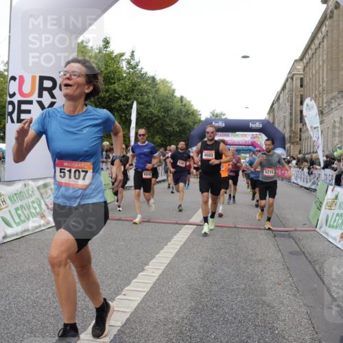 06.09.2026 - CURREX Alsterlauf Yannick Fuchs http://msf.ph/oto/10193388 06.09.2026 09:57:37 Ziel 2237, 2242, 2288, 2538, 2806, 2966, 3097, 3160, 3236, 3442, 3514, 3559, 3914, 4213, 4224, 4334, 4682, 4691, 5107, 5215, 5775, 6020, 6042, 6078, 6318, 6365, 8029, 8231 meine-sportfotos.de