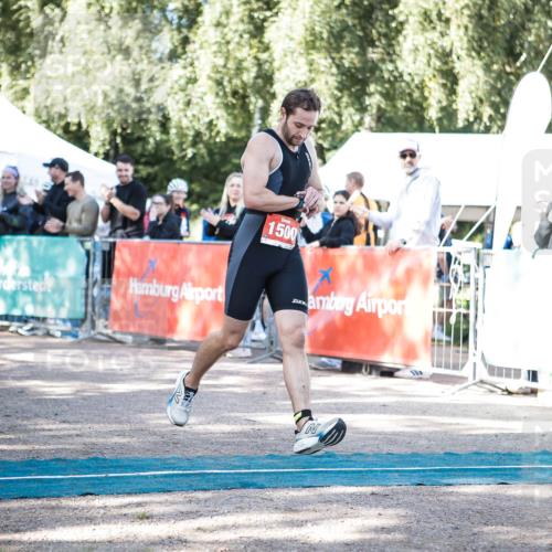 06.09.2026 - 20. Norderstedt Triathlon H.Heesch http://msf.ph/oto/10193394 06.09.2026 10:38:40 Ziel 1500 meine-sportfotos.de