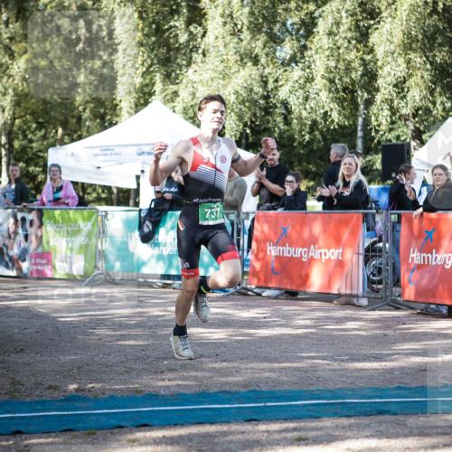 06.09.2026 - 20. Norderstedt Triathlon H.Heesch http://msf.ph/oto/10193426 06.09.2026 10:39:30 Ziel 737 meine-sportfotos.de