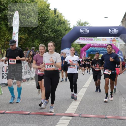 06.09.2026 - CURREX Alsterlauf Yannick Fuchs http://msf.ph/oto/10193438 06.09.2026 10:05:53 Ziel 2047, 4130, 4197, 4198, 4481, 4736, 4737, 4741, 4871, 5070, 5115, 5137, 5390, 5520, 5556, 5781, 6045, 6121 meine-sportfotos.de