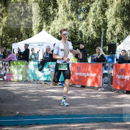 06.09.2026 - 20. Norderstedt Triathlon H.Heesch http://msf.ph/oto/10193466 06.09.2026 10:40:03 Ziel 735 meine-sportfotos.de