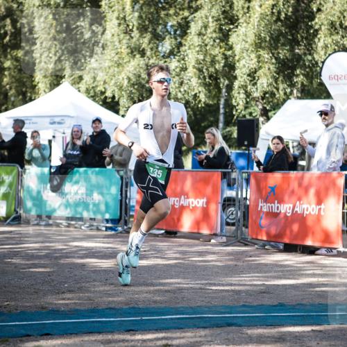 06.09.2026 - 20. Norderstedt Triathlon H.Heesch http://msf.ph/oto/10193472 06.09.2026 10:40:03 Ziel 735 meine-sportfotos.de
