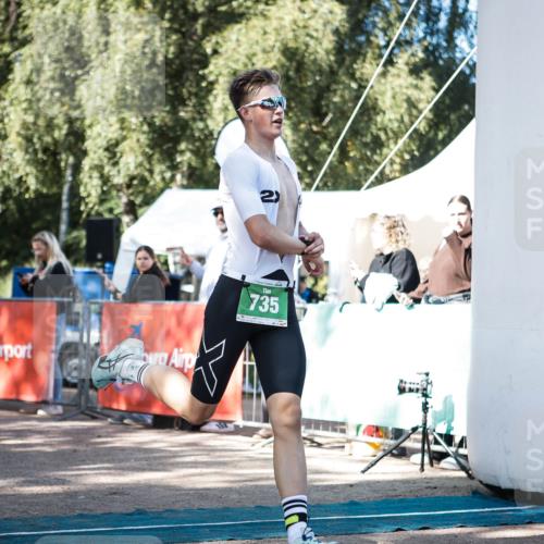 06.09.2026 - 20. Norderstedt Triathlon H.Heesch http://msf.ph/oto/10193491 06.09.2026 10:40:03 Ziel 735 meine-sportfotos.de