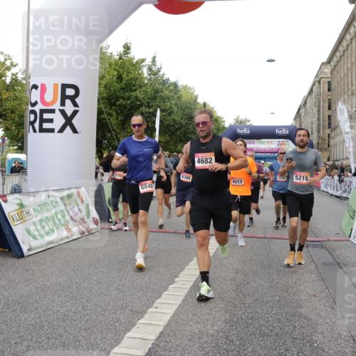 06.09.2026 - CURREX Alsterlauf Yannick Fuchs http://msf.ph/oto/10193496 06.09.2026 09:57:38 Ziel 2237, 2242, 2288, 2538, 2806, 3097, 3160, 3236, 3442, 3514, 3559, 4213, 4224, 4334, 4682, 4691, 5107, 5215, 5775, 6020, 6042, 6078, 6318, 6365, 8029, 8231 meine-sportfotos.de