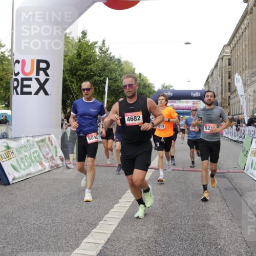 06.09.2026 - CURREX Alsterlauf Yannick Fuchs http://msf.ph/oto/10193511 06.09.2026 09:57:38 Ziel 2237, 2242, 2288, 2538, 2806, 3097, 3160, 3236, 3442, 3514, 3559, 4213, 4224, 4334, 4682, 4691, 5107, 5215, 5775, 6020, 6042, 6078, 6318, 6365, 8029, 8231 meine-sportfotos.de