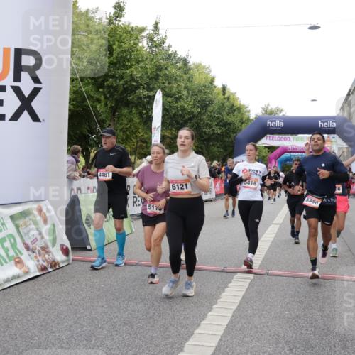 06.09.2026 - CURREX Alsterlauf Yannick Fuchs http://msf.ph/oto/10193515 06.09.2026 10:05:54 Ziel 2047, 4130, 4197, 4198, 4481, 4736, 4737, 4741, 4871, 5070, 5115, 5520, 5556, 5781, 6045, 6121 meine-sportfotos.de