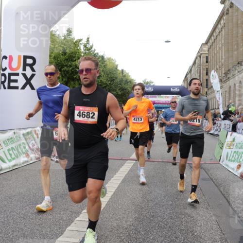 06.09.2026 - CURREX Alsterlauf Yannick Fuchs http://msf.ph/oto/10193545 06.09.2026 09:57:38 Ziel 2237, 2242, 2288, 2538, 2806, 3097, 3160, 3236, 3442, 3514, 3559, 4213, 4224, 4334, 4682, 4691, 5107, 5215, 5775, 6020, 6042, 6078, 6318, 6365, 8029, 8231 meine-sportfotos.de