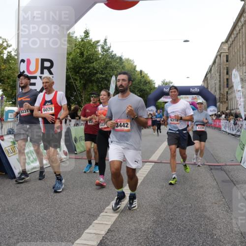 06.09.2026 - CURREX Alsterlauf Yannick Fuchs http://msf.ph/oto/10193763 06.09.2026 09:57:41 Ziel 2237, 2242, 2288, 2523, 2538, 2663, 2877, 2950, 3097, 3442, 3514, 4213, 4224, 4334, 4682, 4691, 5107, 5215, 5247, 5736, 5775, 6020, 6042, 6078, 6137, 6318, 6365, 8231, 8307 meine-sportfotos.de