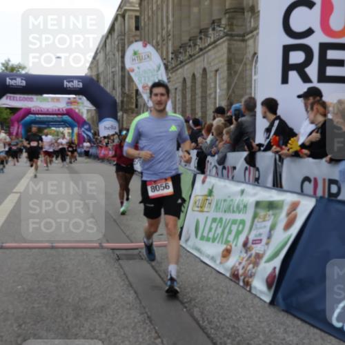06.09.2026 - CURREX Alsterlauf Yannick Fuchs http://msf.ph/oto/10194152 06.09.2026 10:06:02 Ziel 2413, 2457, 3098, 3842, 3976, 4736, 4737, 4894, 5070, 5277, 5726, 5781, 6045, 6089, 6107, 6385, 8056, 8143 meine-sportfotos.de