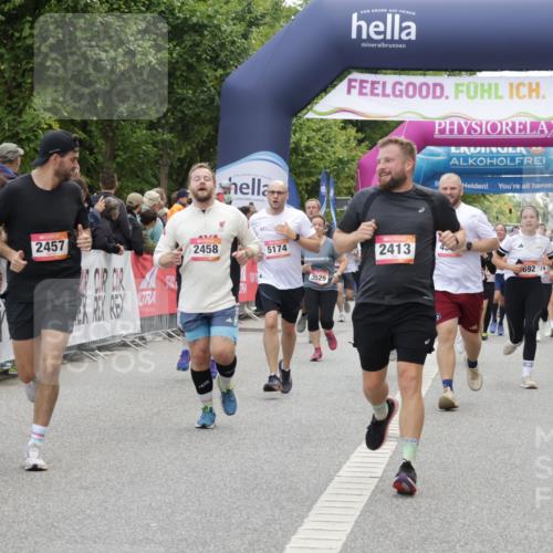 06.09.2026 - CURREX Alsterlauf Yannick Fuchs http://msf.ph/oto/10194367 06.09.2026 10:06:05 Ziel 2413, 2457, 2458, 3098, 3842, 3976, 4383, 4679, 4692, 4894, 5174, 5277, 5726, 5781, 6089, 6107, 6385, 8056, 8143, 8161 meine-sportfotos.de