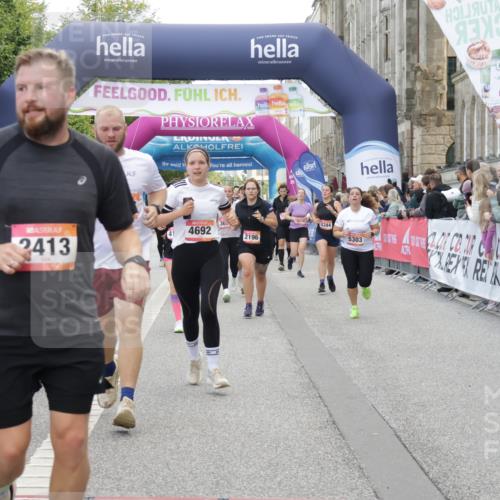 06.09.2026 - CURREX Alsterlauf Yannick Fuchs http://msf.ph/oto/10194514 06.09.2026 10:06:07 Ziel 2196, 2413, 2457, 2458, 3098, 3529, 3842, 3976, 4110, 4383, 4545, 4679, 4692, 4894, 5174, 5277, 5303, 5726, 6089, 6107, 6385, 6433, 8056, 8143, 8161 meine-sportfotos.de