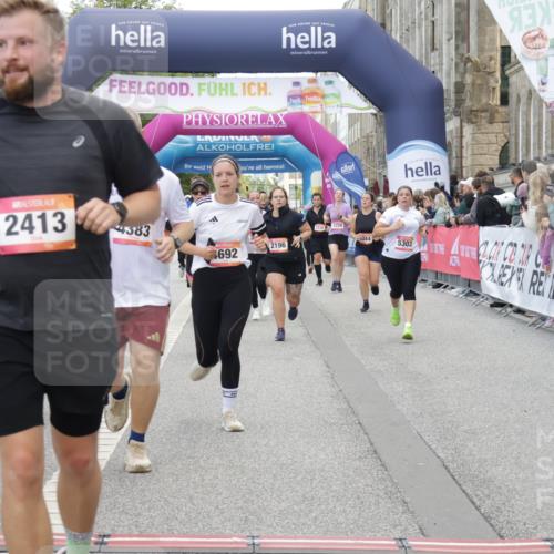 06.09.2026 - CURREX Alsterlauf Yannick Fuchs http://msf.ph/oto/10194527 06.09.2026 10:06:08 Ziel 2196, 2413, 2457, 2458, 2761, 2762, 2763, 2779, 3529, 3674, 3677, 4110, 4344, 4383, 4545, 4679, 4692, 4894, 5174, 5277, 5303, 5726, 6089, 6107, 6385, 6433, 8056, 8143, 8161 meine-sportfotos.de