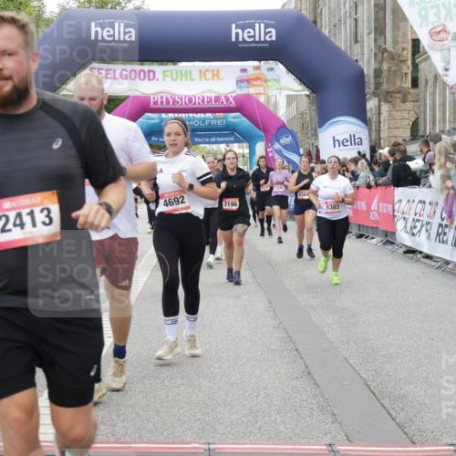 06.09.2026 - CURREX Alsterlauf Yannick Fuchs http://msf.ph/oto/10194536 06.09.2026 10:06:08 Ziel 2196, 2413, 2457, 2458, 2761, 2762, 2763, 2779, 3529, 3674, 3677, 4110, 4344, 4383, 4545, 4679, 4692, 4894, 5174, 5277, 5303, 5726, 6089, 6107, 6385, 6433, 8056, 8143, 8161 meine-sportfotos.de