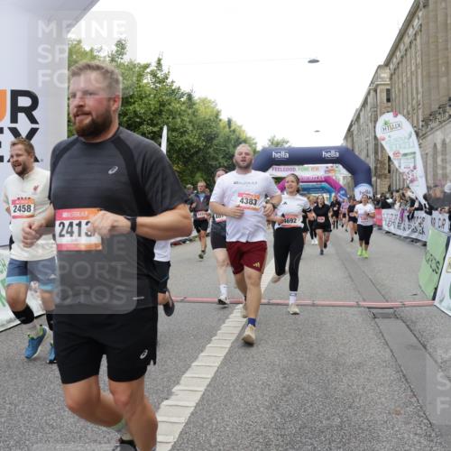 06.09.2026 - CURREX Alsterlauf Yannick Fuchs http://msf.ph/oto/10194613 06.09.2026 10:06:09 Ziel 2196, 2413, 2457, 2458, 2761, 2762, 2763, 2779, 3515, 3529, 3674, 3677, 4110, 4344, 4383, 4545, 4679, 4692, 4894, 5174, 5303, 5726, 6385, 6433, 8056, 8143, 8161 meine-sportfotos.de