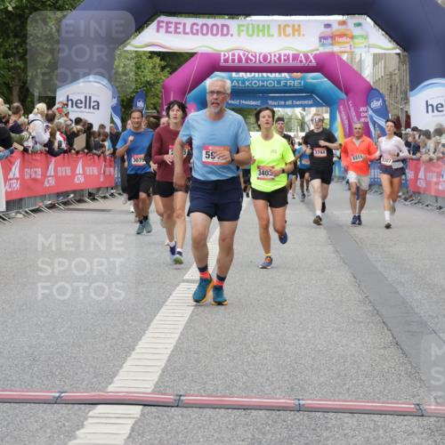 06.09.2026 - CURREX Alsterlauf Yannick Fuchs http://msf.ph/oto/10194634 06.09.2026 09:57:55 Ziel 2672, 2932, 2965, 3075, 3403, 4003, 4950, 5111, 5790, 5916, 6108, 6239 meine-sportfotos.de