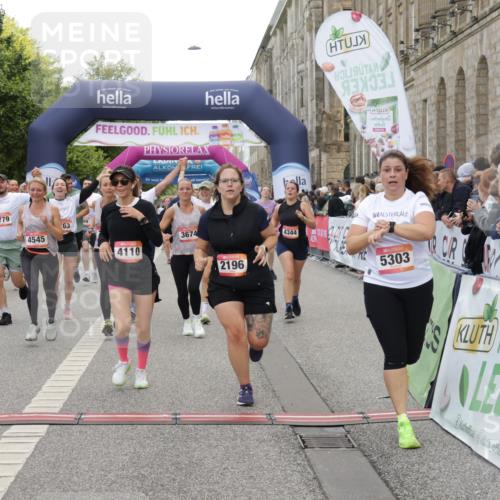 06.09.2026 - CURREX Alsterlauf Yannick Fuchs http://msf.ph/oto/10194729 06.09.2026 10:06:11 Ziel 2196, 2413, 2457, 2458, 2761, 2762, 2763, 2779, 3228, 3337, 3515, 3529, 3674, 3677, 3980, 4110, 4344, 4383, 4545, 4679, 4692, 4894, 5174, 5303, 5689, 6385, 6433, 8143, 8161 meine-sportfotos.de