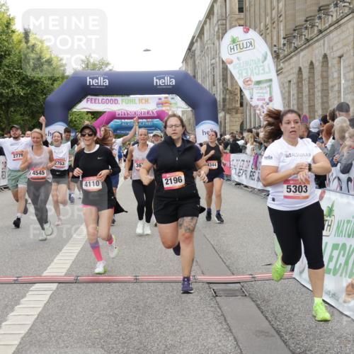06.09.2026 - CURREX Alsterlauf Yannick Fuchs http://msf.ph/oto/10194759 06.09.2026 10:06:11 Ziel 2196, 2413, 2457, 2458, 2761, 2762, 2763, 2779, 3228, 3337, 3515, 3529, 3674, 3677, 3980, 4110, 4344, 4383, 4545, 4679, 4692, 4894, 5174, 5303, 5689, 6385, 6433, 8143, 8161 meine-sportfotos.de