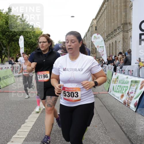 06.09.2026 - CURREX Alsterlauf Yannick Fuchs http://msf.ph/oto/10194883 06.09.2026 10:06:12 Ziel 2196, 2413, 2457, 2458, 2761, 2762, 2763, 2779, 3130, 3228, 3247, 3337, 3515, 3529, 3674, 3677, 3980, 4110, 4344, 4383, 4545, 4679, 4692, 4873, 5174, 5303, 5689, 6093, 6433, 8161 meine-sportfotos.de