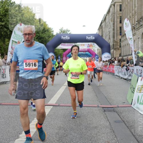 06.09.2026 - CURREX Alsterlauf Yannick Fuchs http://msf.ph/oto/10194891 06.09.2026 09:57:59 Ziel 2875, 2965, 3075, 3307, 3369, 3403, 3744, 4003, 5470, 5916, 6153, 8152, 8229, 8311 meine-sportfotos.de