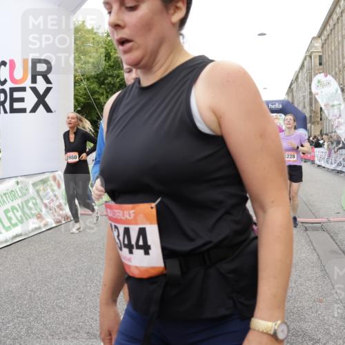 06.09.2026 - CURREX Alsterlauf Yannick Fuchs http://msf.ph/oto/10195109 06.09.2026 10:06:16 Ziel 2196, 2625, 2761, 2762, 2763, 2779, 3130, 3228, 3247, 3337, 3515, 3529, 3674, 3677, 3980, 4027, 4075, 4110, 4344, 4383, 4545, 4679, 4692, 4873, 5003, 5174, 5181, 5303, 5364, 5689, 6093, 6308, 6328, 6350, 6433, 8161 meine-sportfotos.de
