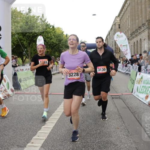 06.09.2026 - CURREX Alsterlauf Yannick Fuchs http://msf.ph/oto/10195183 06.09.2026 10:06:17 Ziel 2196, 2625, 2761, 2762, 2763, 2779, 3130, 3228, 3247, 3337, 3515, 3529, 3674, 3677, 3736, 3980, 4027, 4075, 4110, 4344, 4545, 4873, 5003, 5181, 5303, 5364, 5689, 6093, 6308, 6328, 6350, 6433 meine-sportfotos.de