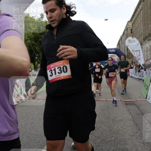 06.09.2026 - CURREX Alsterlauf Yannick Fuchs http://msf.ph/oto/10195251 06.09.2026 10:06:18 Ziel 2196, 2625, 2761, 2762, 2763, 2779, 3130, 3228, 3247, 3337, 3515, 3529, 3674, 3677, 3736, 3980, 4027, 4075, 4110, 4344, 4545, 4650, 4873, 5003, 5181, 5303, 5364, 5689, 6093, 6308, 6328, 6350, 6433 meine-sportfotos.de