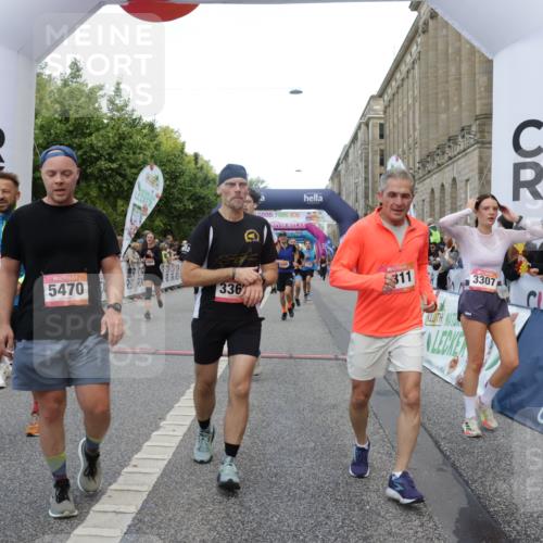 06.09.2026 - CURREX Alsterlauf Yannick Fuchs http://msf.ph/oto/10195257 06.09.2026 09:58:03 Ziel 2875, 2965, 3075, 3307, 3369, 3403, 3497, 3743, 3744, 3841, 3923, 4327, 4864, 5470, 5518, 5548, 5707, 5916, 6153, 8066, 8152, 8229, 8311 meine-sportfotos.de