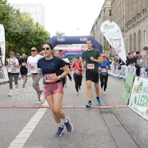 06.09.2026 - CURREX Alsterlauf Yannick Fuchs http://msf.ph/oto/10195265 06.09.2026 10:06:19 Ziel 2196, 2625, 2761, 2762, 2763, 2779, 3130, 3228, 3247, 3337, 3515, 3674, 3677, 3736, 3980, 4027, 4075, 4344, 4545, 4650, 4873, 5003, 5181, 5364, 5689, 6093, 6308, 6328, 6350 meine-sportfotos.de