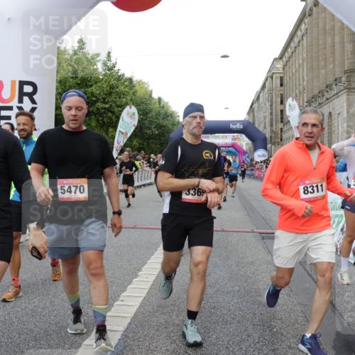 06.09.2026 - CURREX Alsterlauf Yannick Fuchs http://msf.ph/oto/10195270 06.09.2026 09:58:04 Ziel 2875, 2965, 3075, 3307, 3369, 3403, 3497, 3580, 3743, 3744, 3841, 3923, 4327, 4864, 5470, 5518, 5548, 5707, 5916, 6153, 8066, 8152, 8229, 8311 meine-sportfotos.de