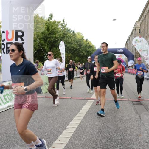06.09.2026 - CURREX Alsterlauf Yannick Fuchs http://msf.ph/oto/10195351 06.09.2026 10:06:20 Ziel 2625, 2761, 2762, 2763, 2779, 3130, 3228, 3247, 3337, 3515, 3674, 3677, 3736, 3980, 4027, 4075, 4344, 4650, 4873, 5003, 5181, 5364, 5600, 5689, 6093, 6308, 6328, 6350 meine-sportfotos.de