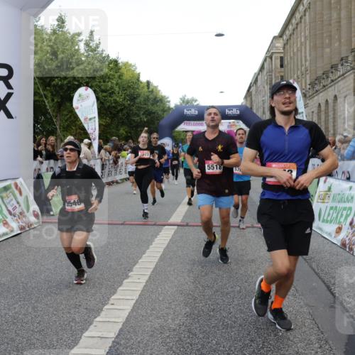06.09.2026 - CURREX Alsterlauf Yannick Fuchs http://msf.ph/oto/10195437 06.09.2026 09:58:07 Ziel 2875, 3075, 3307, 3369, 3394, 3497, 3553, 3580, 3743, 3744, 3841, 3872, 3923, 4034, 4327, 4864, 5470, 5518, 5548, 5707, 6153, 6227, 6343, 8066, 8152, 8163, 8229, 8311 meine-sportfotos.de