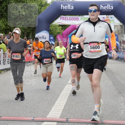 06.09.2026 - CURREX Alsterlauf Yannick Fuchs http://msf.ph/oto/10195649 06.09.2026 10:06:24 Ziel 2266, 2625, 2863, 3130, 3247, 3736, 3772, 3942, 3947, 4027, 4075, 4508, 4650, 4873, 5003, 5181, 5364, 5600, 6093, 6308, 6328, 6350, 8183 meine-sportfotos.de