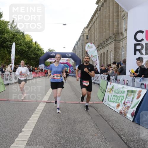 06.09.2026 - CURREX Alsterlauf Yannick Fuchs http://msf.ph/oto/10195930 06.09.2026 10:06:29 Ziel 2266, 2541, 2863, 3736, 3772, 3942, 3947, 4508, 4650, 4819, 5600, 6464, 8183 meine-sportfotos.de