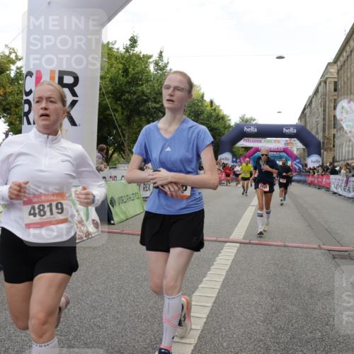 06.09.2026 - CURREX Alsterlauf Yannick Fuchs http://msf.ph/oto/10196025 06.09.2026 10:06:31 Ziel 2266, 2541, 2863, 3772, 3942, 3947, 4508, 4819, 5600, 6085, 6464, 8183 meine-sportfotos.de