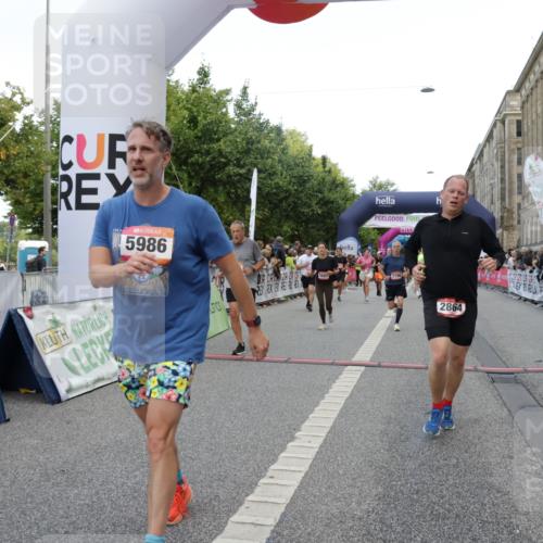 06.09.2026 - CURREX Alsterlauf Yannick Fuchs http://msf.ph/oto/10196146 06.09.2026 09:58:17 Ziel 2706, 2864, 3394, 3553, 3603, 3804, 3872, 4034, 4106, 4501, 4525, 4732, 4800, 5257, 5986, 6227, 6343, 6409, 8003, 8052, 8163 meine-sportfotos.de