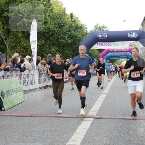 06.09.2026 - CURREX Alsterlauf Yannick Fuchs http://msf.ph/oto/10196217 06.09.2026 09:58:18 Ziel 2706, 2864, 3553, 3603, 3679, 3804, 3872, 4034, 4106, 4501, 4525, 4732, 4800, 5257, 5986, 6227, 6409, 8003, 8052, 8163 meine-sportfotos.de