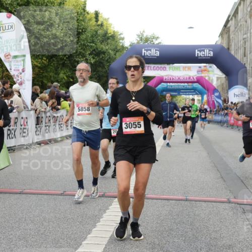 06.09.2026 - CURREX Alsterlauf Yannick Fuchs http://msf.ph/oto/10196702 06.09.2026 09:58:27 Ziel 2013, 2173, 3055, 3261, 3560, 3679, 3693, 3804, 4050, 4106, 4352, 4501, 4525, 4800, 4806, 5018, 5257, 5640, 5840, 5858, 6099, 6470, 8052, 8296, 8319 meine-sportfotos.de