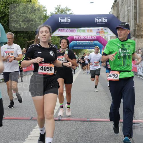 06.09.2026 - CURREX Alsterlauf Yannick Fuchs http://msf.ph/oto/10197000 06.09.2026 09:58:32 Ziel 2013, 2173, 3031, 3055, 3261, 3560, 3693, 4050, 4352, 4423, 4652, 4806, 5521, 5640, 5725, 5840, 5858, 6099, 6118, 6470, 8077, 8296, 8319 meine-sportfotos.de