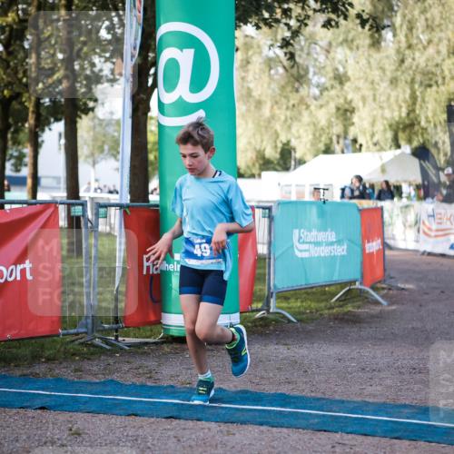 06.09.2026 - 20. Norderstedt Triathlon H.Heesch http://msf.ph/oto/10197210 06.09.2026 09:10:13 Ziel 36, 49 meine-sportfotos.de