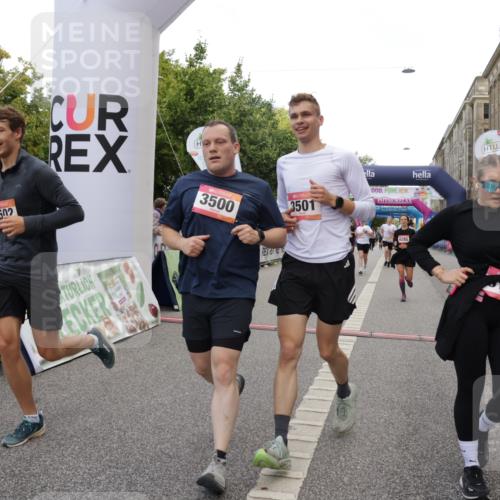 06.09.2026 - CURREX Alsterlauf Yannick Fuchs http://msf.ph/oto/10197269 06.09.2026 10:06:51 Ziel 2270, 2428, 2745, 2934, 3142, 3143, 3303, 3500, 3501, 3502, 3537, 3675, 3855, 3943, 3945, 4347, 5143, 5167, 5471, 6275, 6285, 8017 meine-sportfotos.de