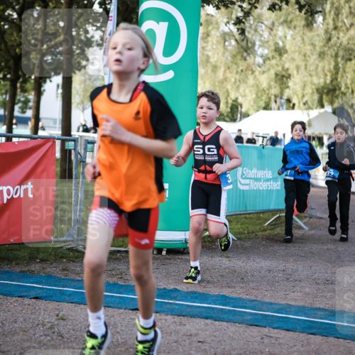 06.09.2026 - 20. Norderstedt Triathlon H.Heesch http://msf.ph/oto/10197363 06.09.2026 09:10:52 Ziel 14, 31, 32, 34, 35, 48 meine-sportfotos.de