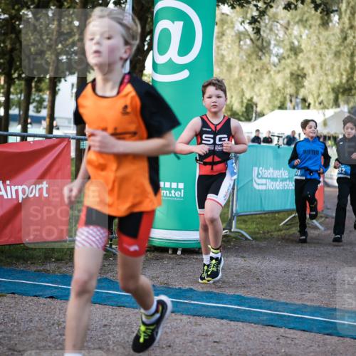 06.09.2026 - 20. Norderstedt Triathlon H.Heesch http://msf.ph/oto/10197368 06.09.2026 09:10:52 Ziel 14, 31, 32, 34, 35, 48 meine-sportfotos.de