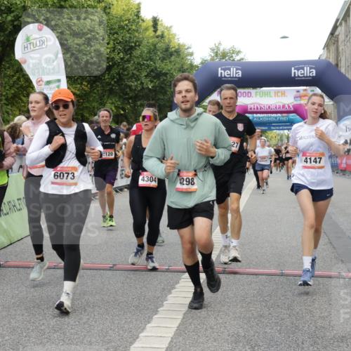 06.09.2026 - CURREX Alsterlauf Yannick Fuchs http://msf.ph/oto/10197468 06.09.2026 09:58:40 Ziel 2034, 2120, 2717, 3031, 4147, 4227, 4256, 4265, 4304, 4356, 4423, 4652, 4695, 4747, 5205, 5207, 5521, 5706, 5725, 5810, 6073, 6118, 8077 meine-sportfotos.de