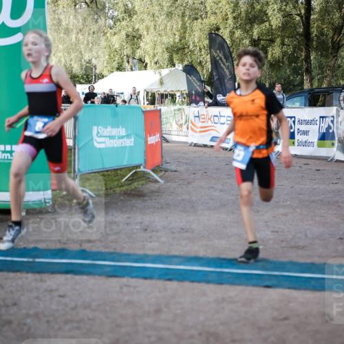 06.09.2026 - 20. Norderstedt Triathlon H.Heesch http://msf.ph/oto/10197482 06.09.2026 09:11:07 Ziel 3, 8, 23, 33 meine-sportfotos.de