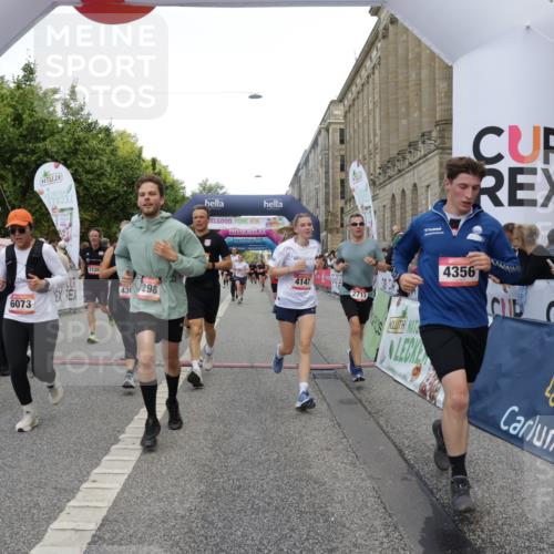 06.09.2026 - CURREX Alsterlauf Yannick Fuchs http://msf.ph/oto/10197485 06.09.2026 09:58:40 Ziel 2034, 2120, 2717, 3031, 4147, 4227, 4256, 4265, 4304, 4356, 4423, 4652, 4695, 4747, 5205, 5207, 5521, 5706, 5725, 5810, 6073, 6118, 8077 meine-sportfotos.de