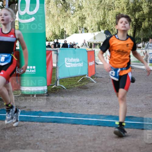06.09.2026 - 20. Norderstedt Triathlon H.Heesch http://msf.ph/oto/10197492 06.09.2026 09:11:07 Ziel 3, 8, 23, 33 meine-sportfotos.de