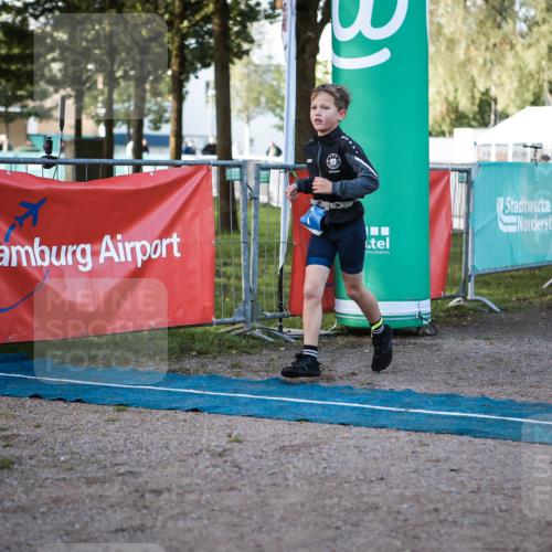06.09.2026 - 20. Norderstedt Triathlon H.Heesch http://msf.ph/oto/10197542 06.09.2026 09:11:15 Ziel 1, 3, 33 meine-sportfotos.de